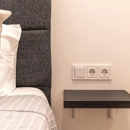 Stylish In The Heart Of Center *