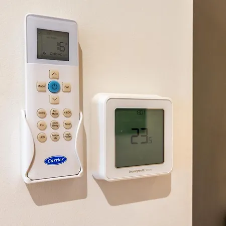 Stylish In The Heart Of Center דירה ברדה