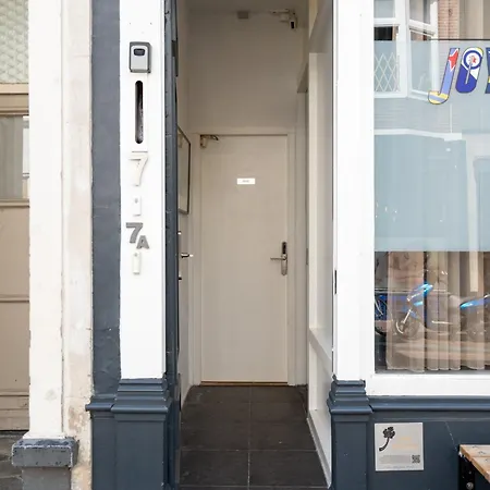 Stylish In The Heart Of Center *