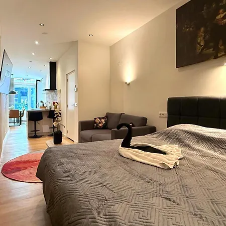 Stylish In The Heart Of Center