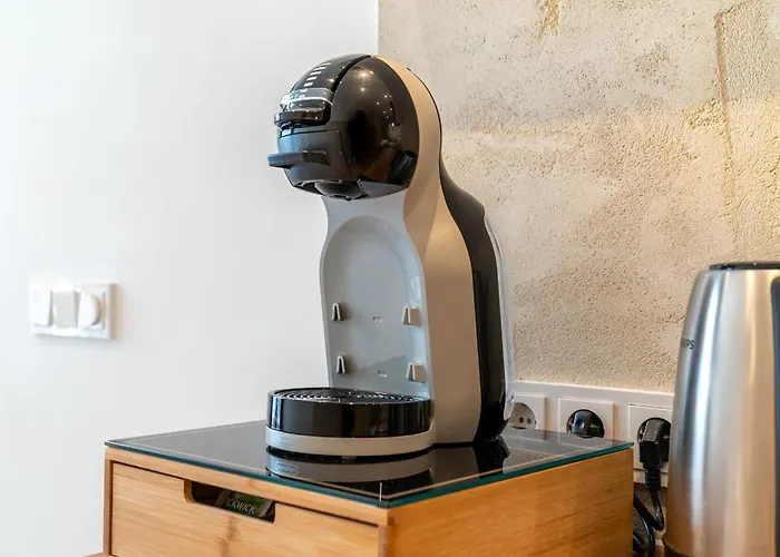 Stylish In The Heart Of Center Apartment *