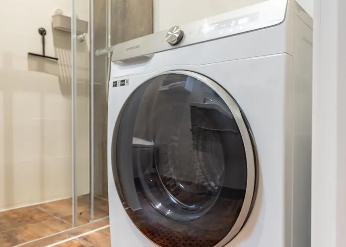 Stylish In The Heart Of Center