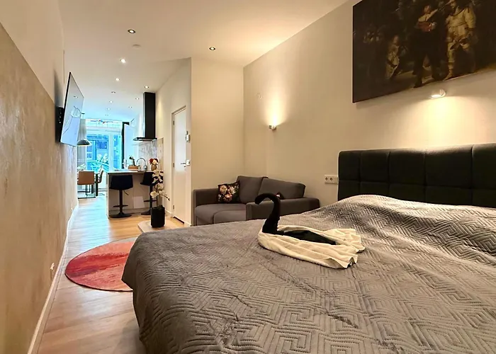 Stylish In The Heart Of Center